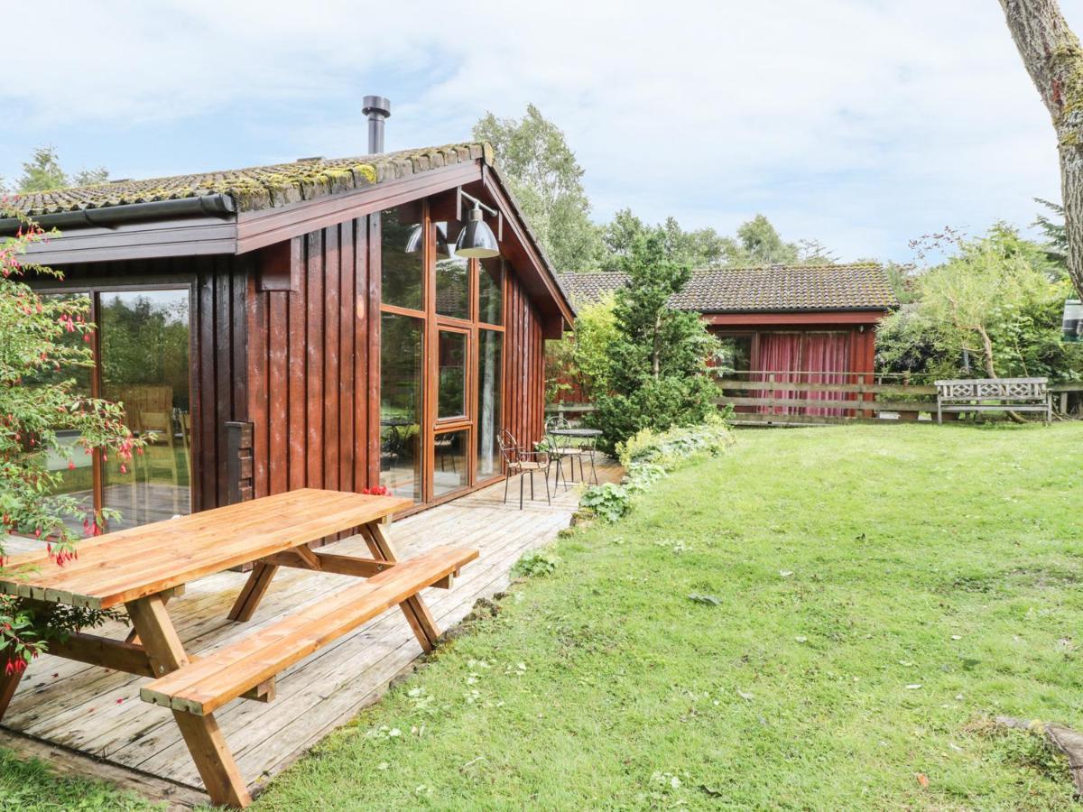 Вилла 26 Dukes Meadow Ellonby Экстерьер фото